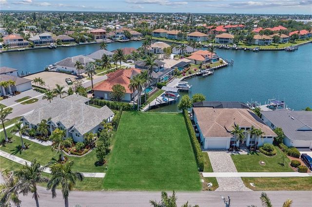 269 Bass CT, Marco Island, FL 34145