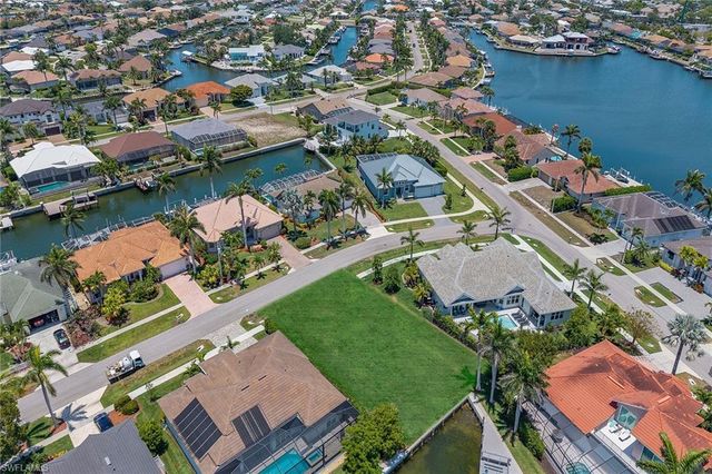 269 Bass CT, Marco Island, FL 34145