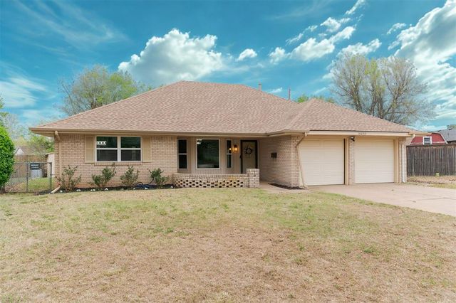 10237 Stoneham Avenue, Oklahoma City, OK 73120