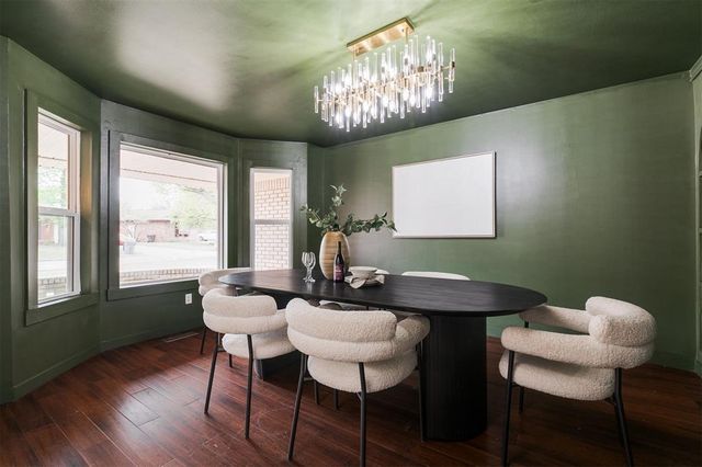 10237 Stoneham Avenue, Oklahoma City, OK 73120