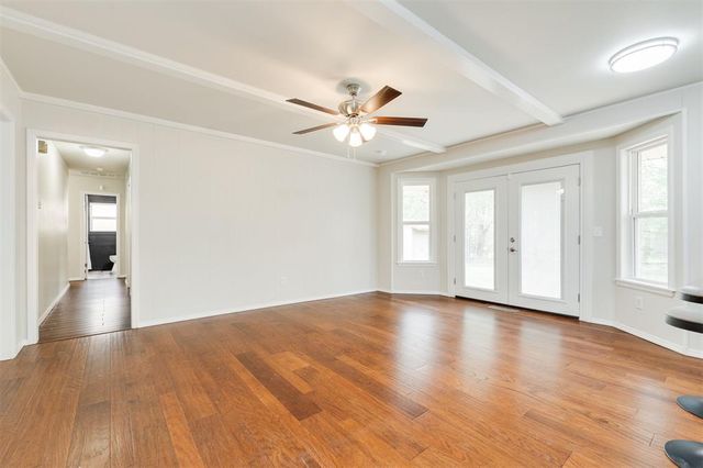 10237 Stoneham Avenue, Oklahoma City, OK 73120