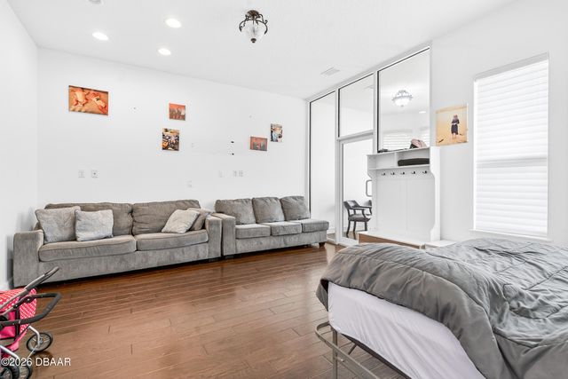 349 Chelsea Place Avenue, Ormond Beach, FL 32174