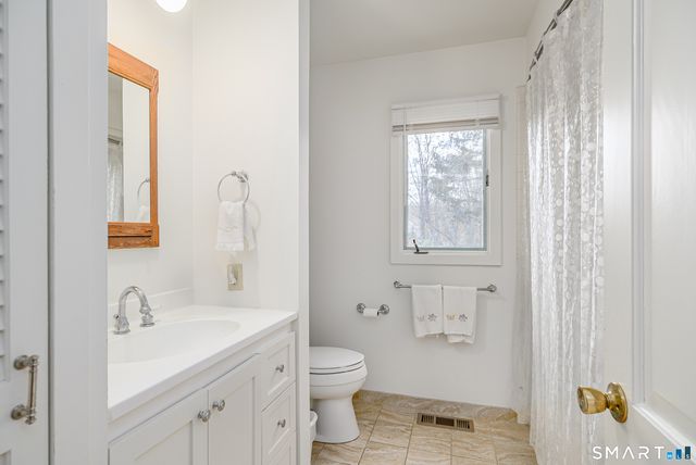 6 Brinsmade Lane, Sherman, CT 06784