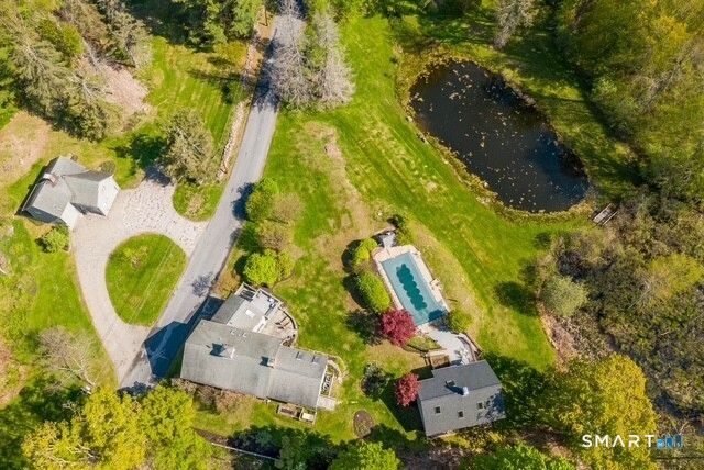 6 Brinsmade Lane, Sherman, CT 06784