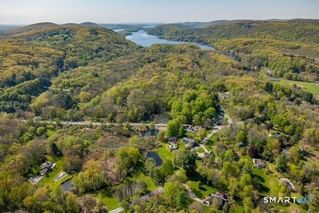 6 Brinsmade Lane, Sherman, CT 06784