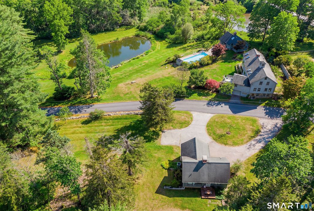 6 Brinsmade Lane, Sherman, CT 06784