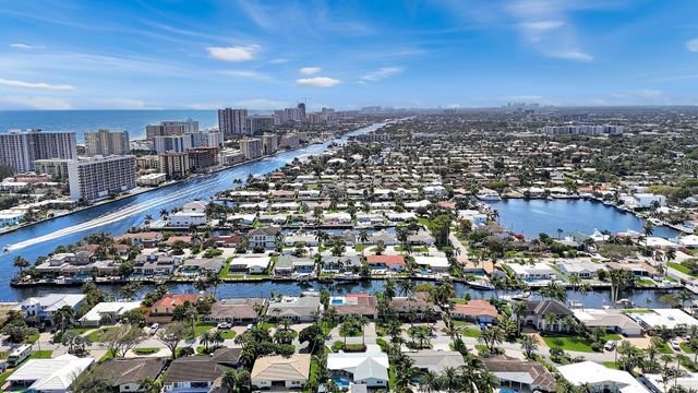 2724 NE 10th Street, Pompano Beach, FL 33062