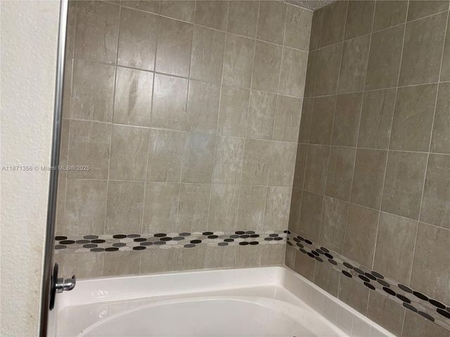 2267 SW Haycraft Cir, Port St. Lucie, FL 34953