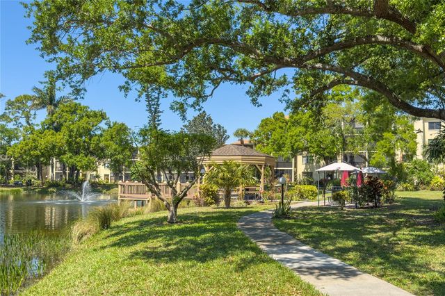 305 W 30TH AVENUE W A110, Bradenton, FL 34205