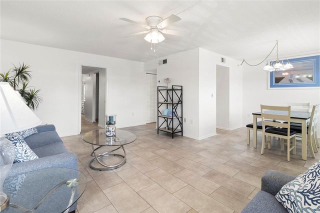 305 W 30TH AVENUE W A110, Bradenton, FL 34205