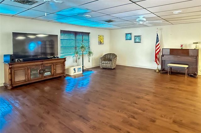 305 W 30TH AVENUE W A110, Bradenton, FL 34205