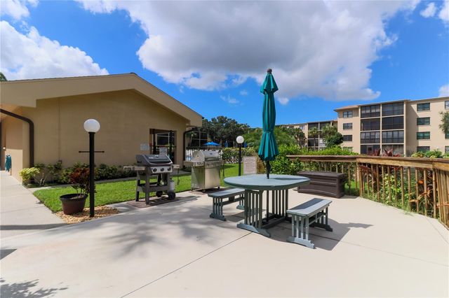 305 W 30TH AVENUE W A110, Bradenton, FL 34205