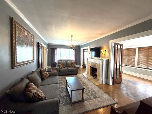 359 22nd Street NW, Canton, OH 44709