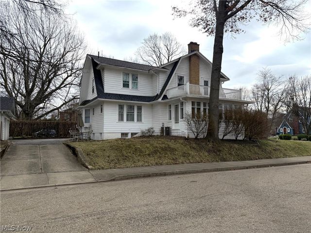 359 22nd Street NW, Canton, OH 44709