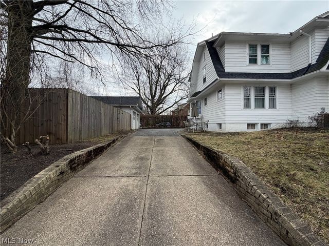 359 22nd Street NW, Canton, OH 44709