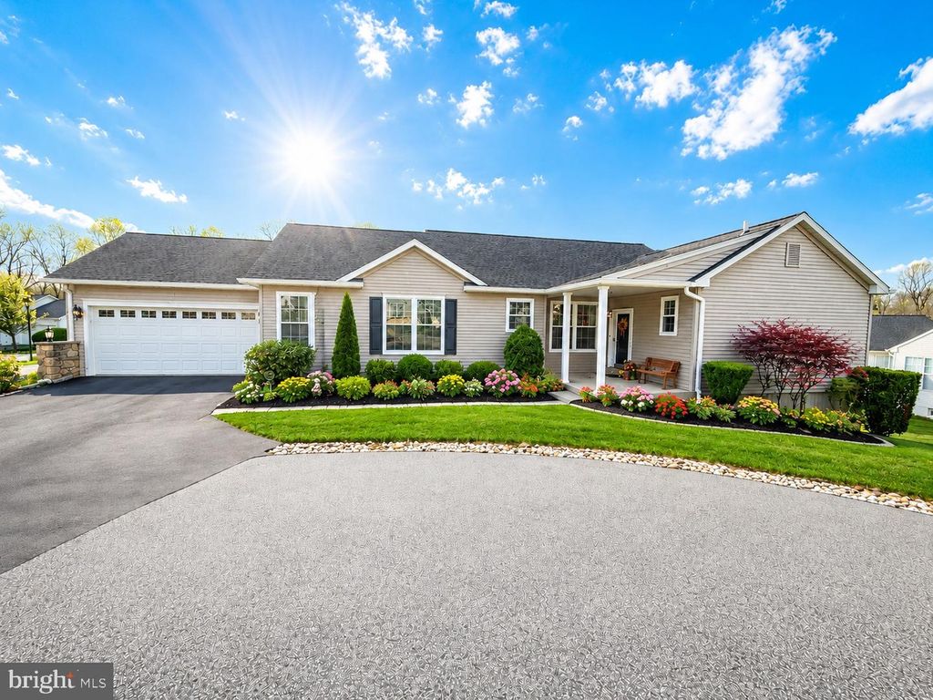 1525 TACK PL, Glen Mills, PA 19342