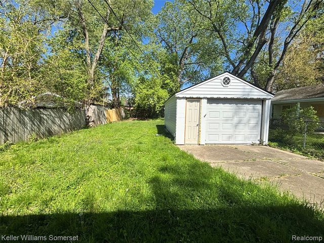 18350 Codding Street, Detroit, MI 48219