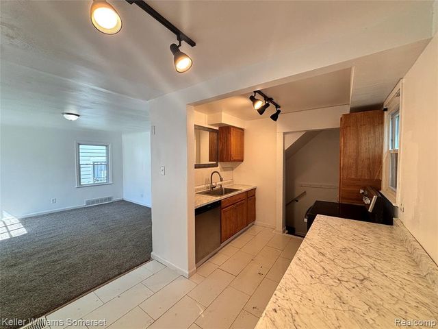 18350 Codding Street, Detroit, MI 48219