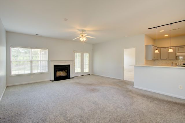 2815 Summertrees Boulevard, Johns Island, SC 29455