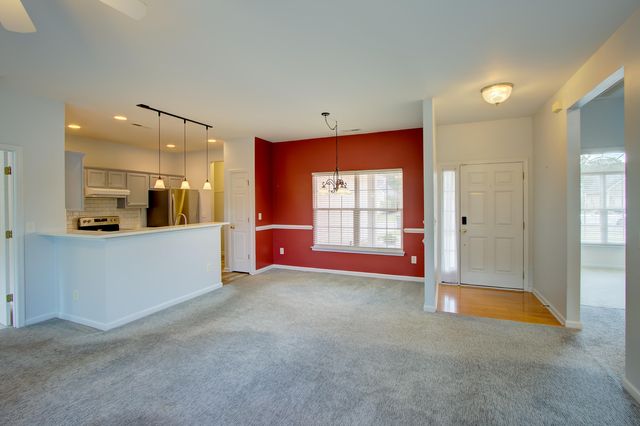 2815 Summertrees Boulevard, Johns Island, SC 29455
