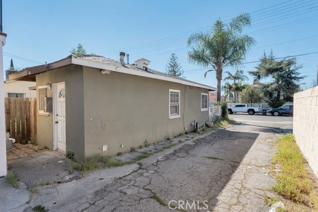 11849 Hart St, North Hollywood (los Angeles), CA 91605