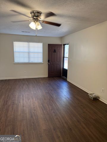 1085 Eastview Road NE, Conyers, GA 30012