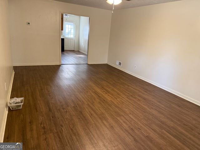 1085 Eastview Road NE, Conyers, GA 30012