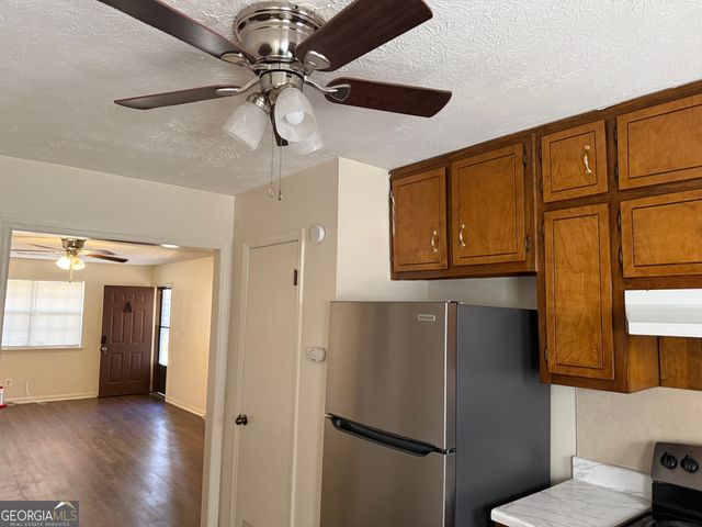 1085 Eastview Road NE, Conyers, GA 30012