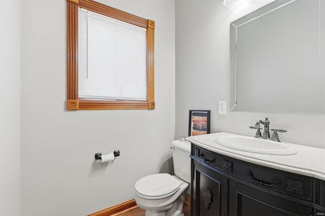 8517 Greyhawk Drive, Fort Wayne, IN 46835