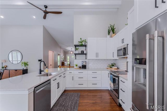 830 Harmony Terrace, Lake St Louis, MO 63367