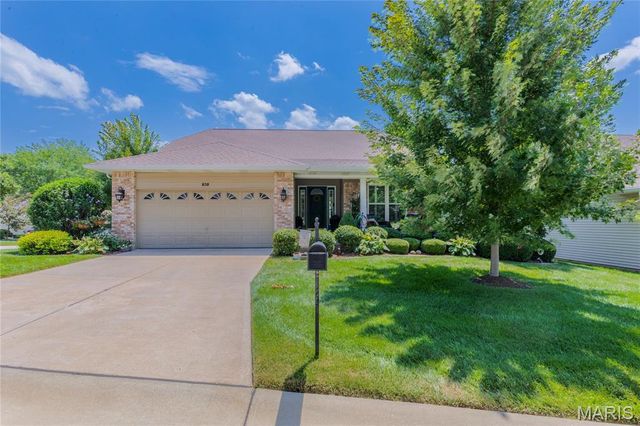 830 Harmony Terrace, Lake St Louis, MO 63367