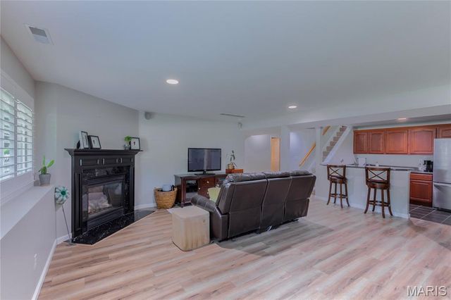 830 Harmony Terrace, Lake St Louis, MO 63367