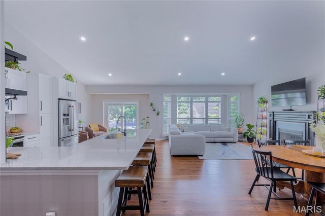 830 Harmony Terrace, Lake St Louis, MO 63367