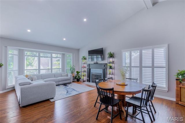 830 Harmony Terrace, Lake St Louis, MO 63367