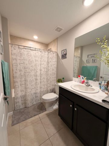 5425 NW Edgewater Avenue, Port St. Lucie, Port St Lucie, FL 34983