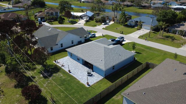 5425 NW Edgewater Avenue, Port St. Lucie, Port St Lucie, FL 34983