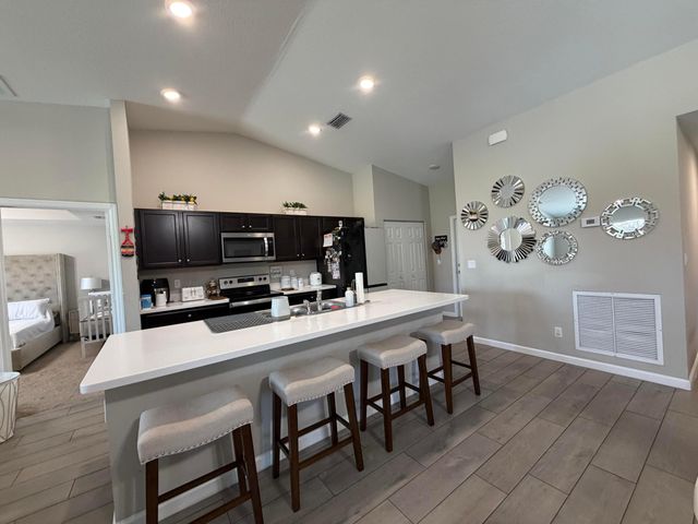 5425 NW Edgewater Avenue, Port St. Lucie, Port St Lucie, FL 34983