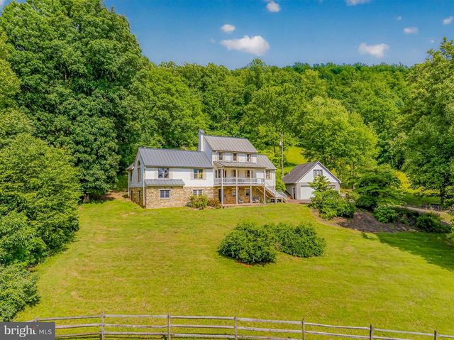 4028 S F T VALLEY RD, Etlan, VA 22719