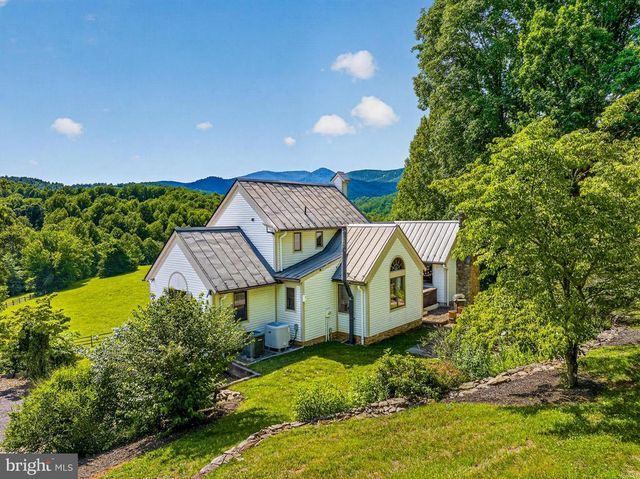 4028 S F T VALLEY RD, Etlan, VA 22719