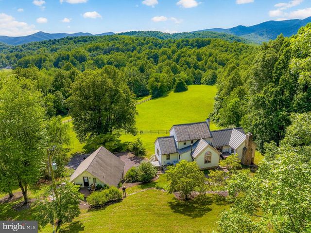 4028 S F T VALLEY RD, Etlan, VA 22719