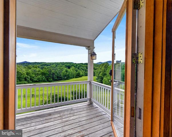 4028 S F T VALLEY RD, Etlan, VA 22719