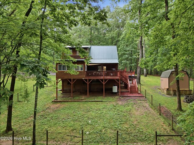 680 Hawthorne Lane, Murphy, NC 28906