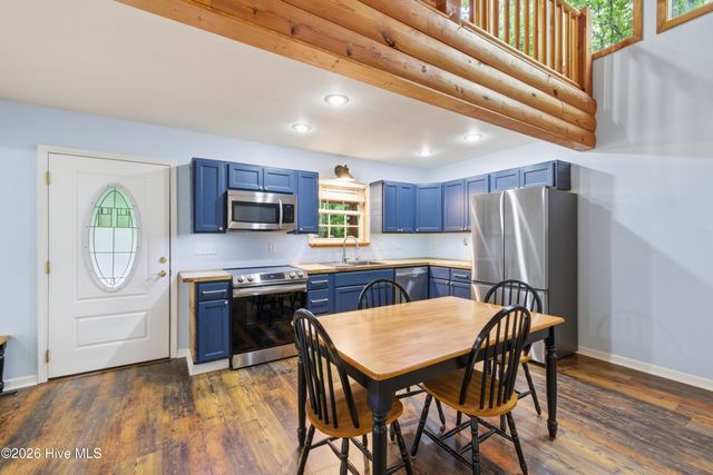 680 Hawthorne Lane, Murphy, NC 28906