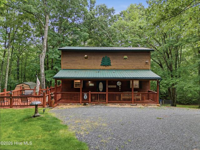 680 Hawthorne Lane, Murphy, NC 28906
