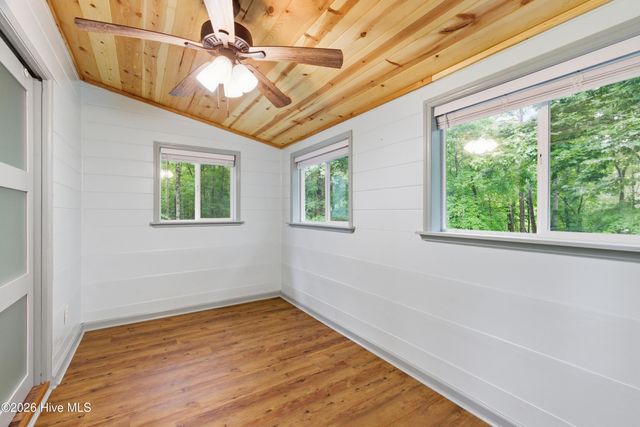 680 Hawthorne Lane, Murphy, NC 28906