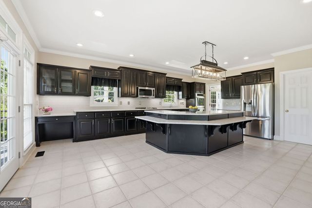 4358 Willow Oak Drive, Gainesville, GA 30506