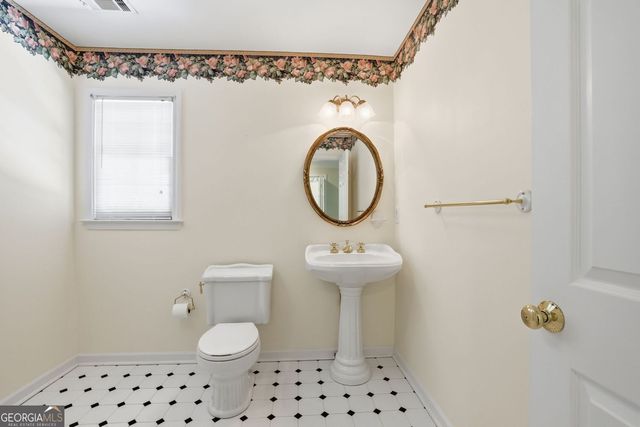 4358 Willow Oak Drive, Gainesville, GA 30506