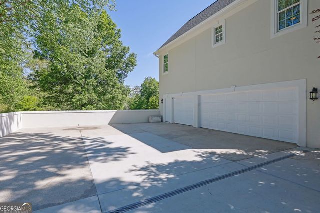 4358 Willow Oak Drive, Gainesville, GA 30506