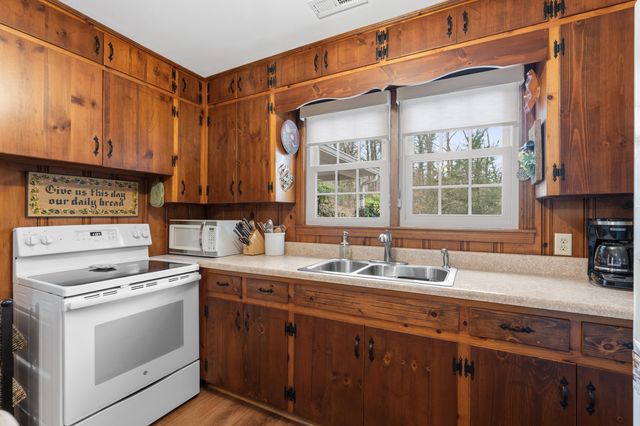 2270 Worth Lane NW, Charleston, TN 37310