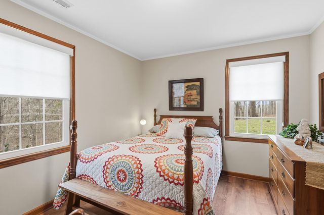 2270 Worth Lane NW, Charleston, TN 37310